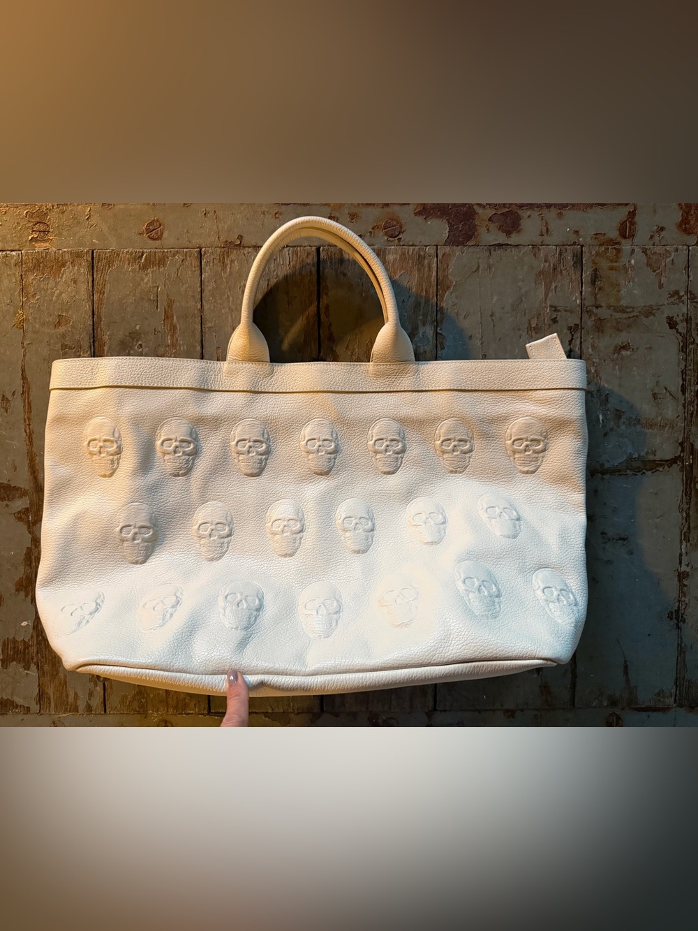 IO Pelle NWOT White Embossed Skull Leather Tote